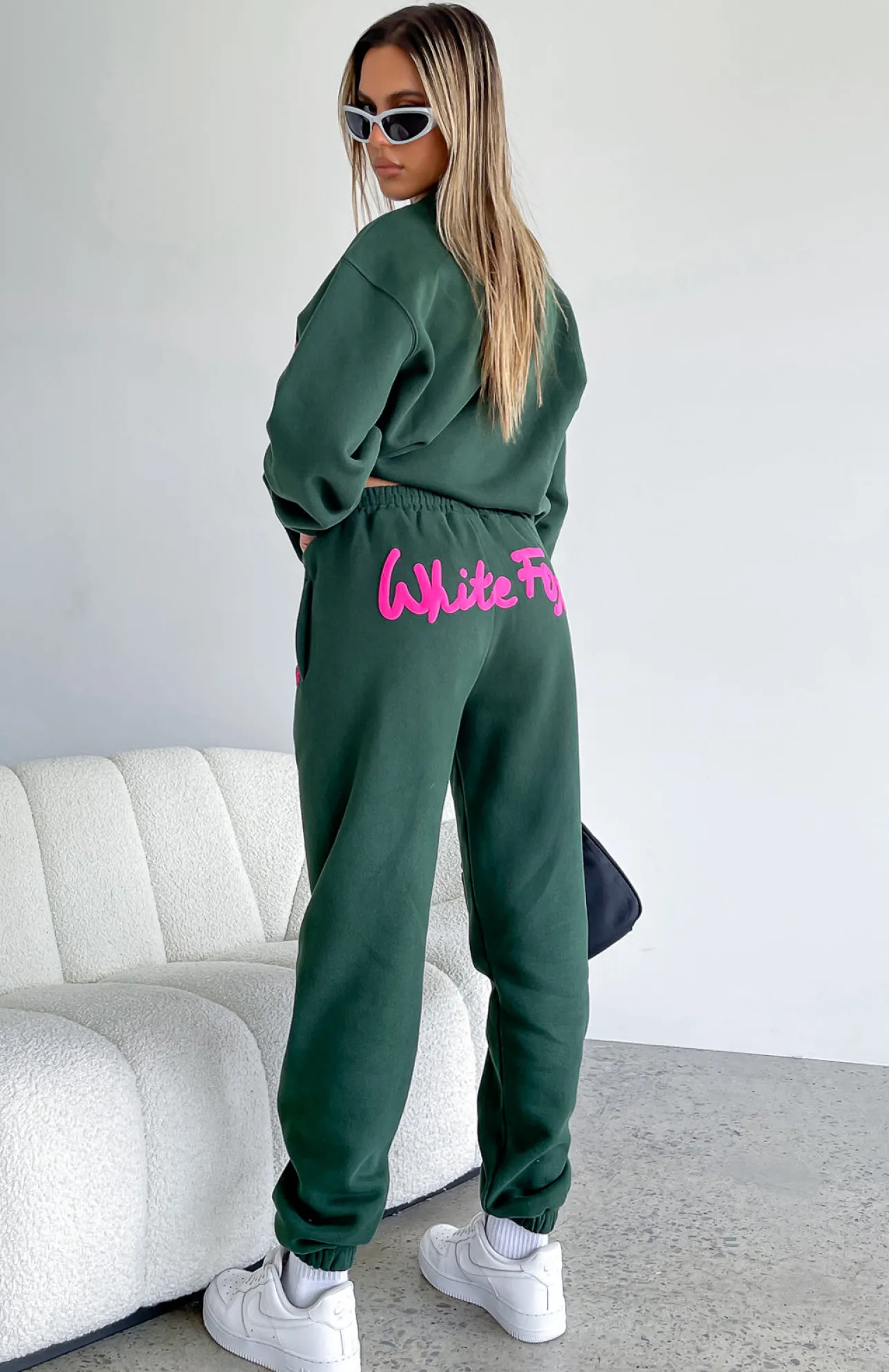 White Fox Boutique All Time Favourite Sweatpants Dark green Outlet