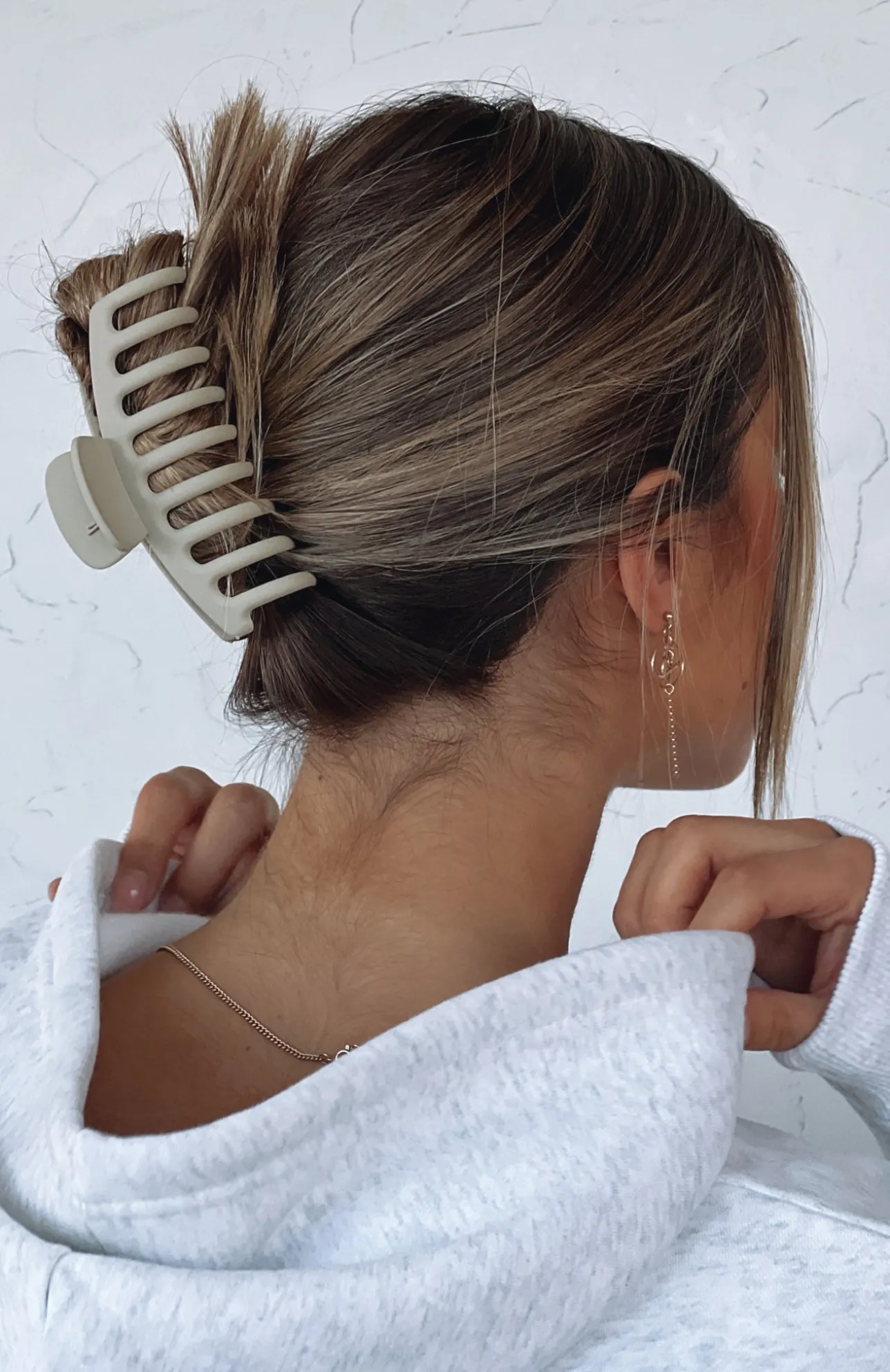 White Fox Boutique Asia Hair Clip Beige nude Online