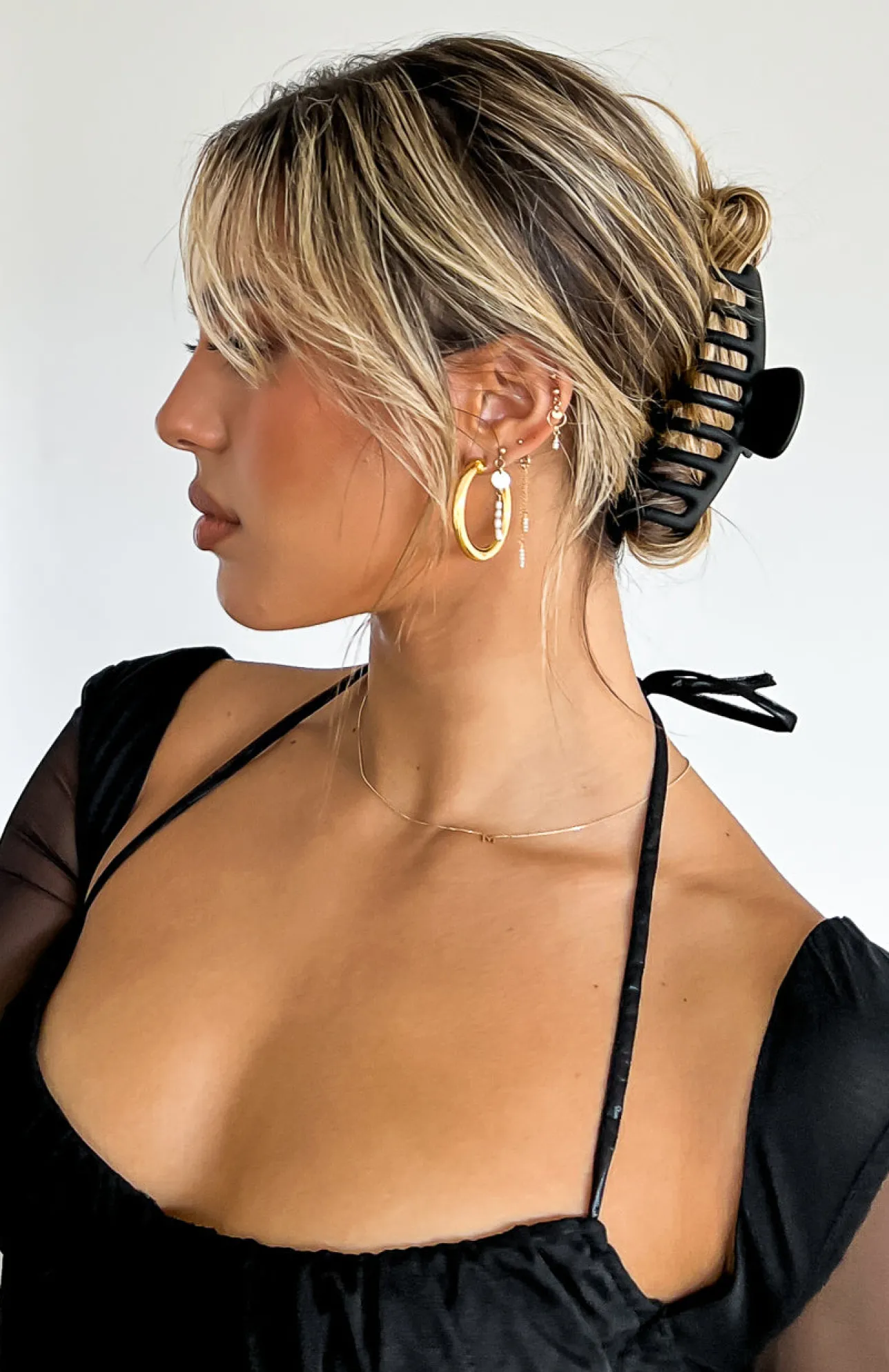 White Fox Boutique Asia Hair Clip black Cheap