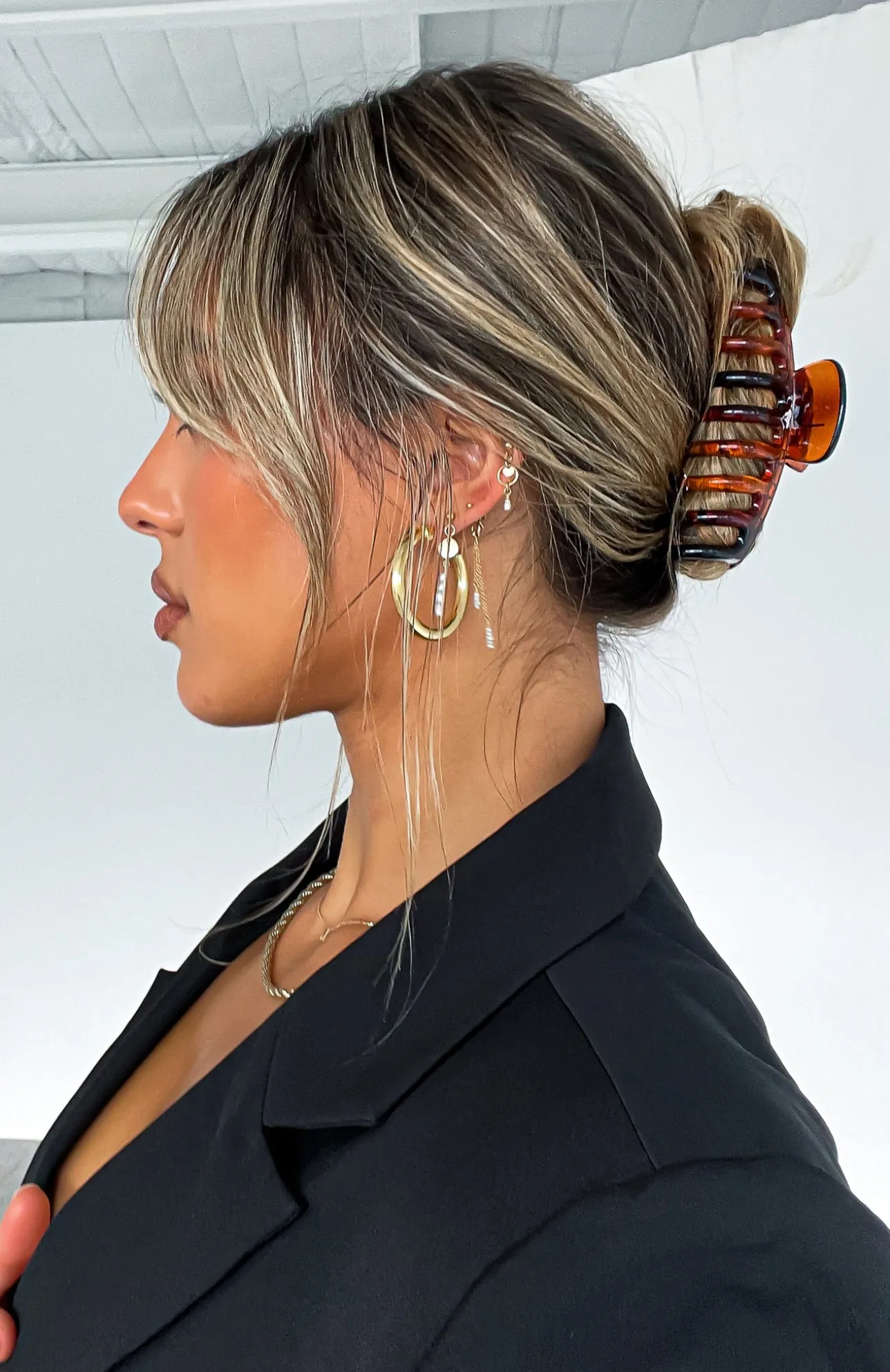 White Fox Boutique Asia Hair Clip Tortoiseshell brown Sale