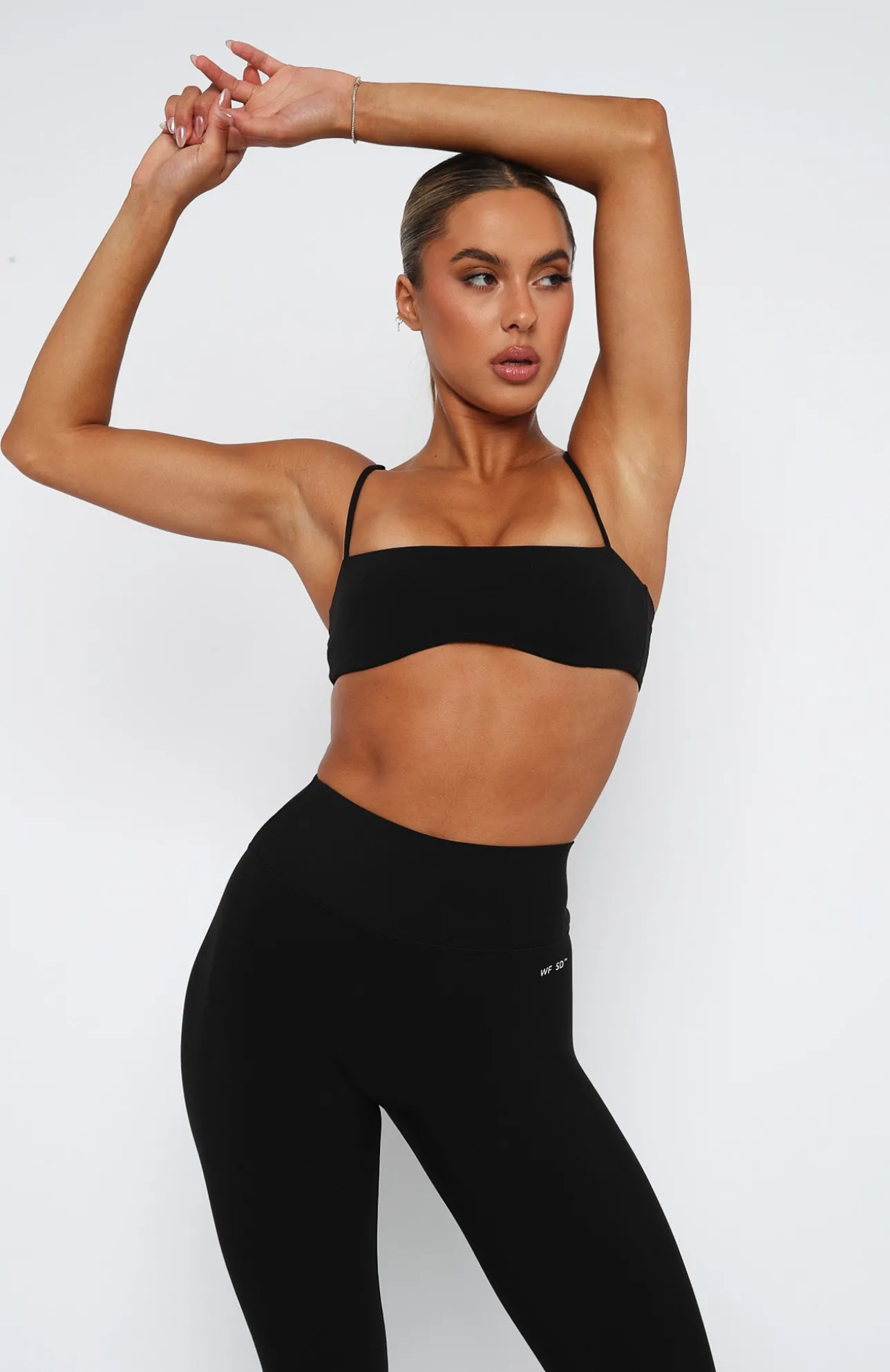 White Fox Boutique Brixton Sports Bra black Online