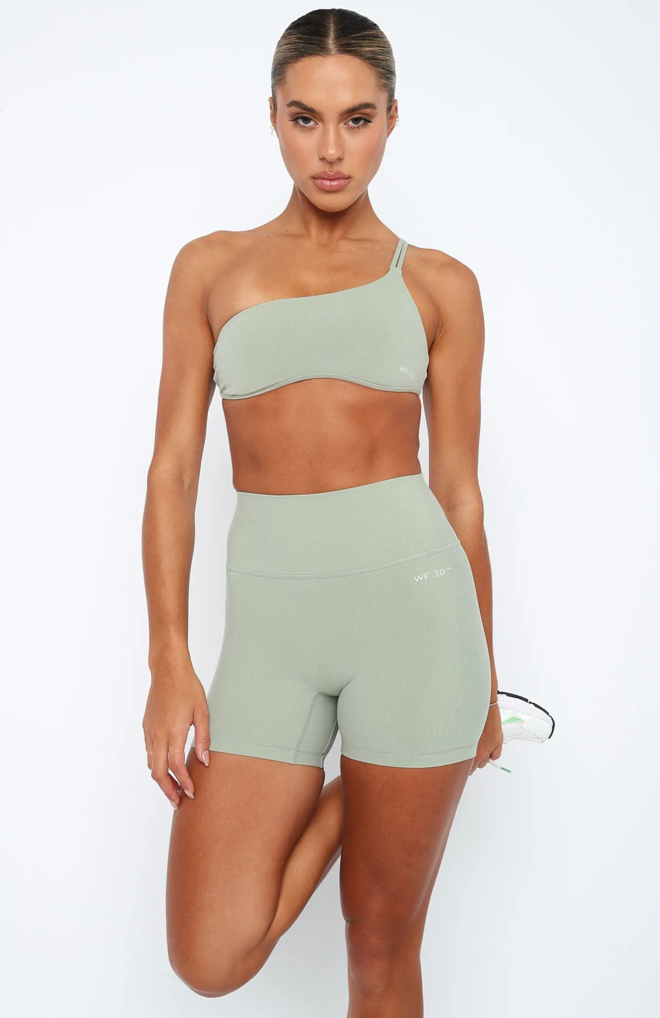 White Fox Boutique Carter Bike Shorts Seamist green Shop