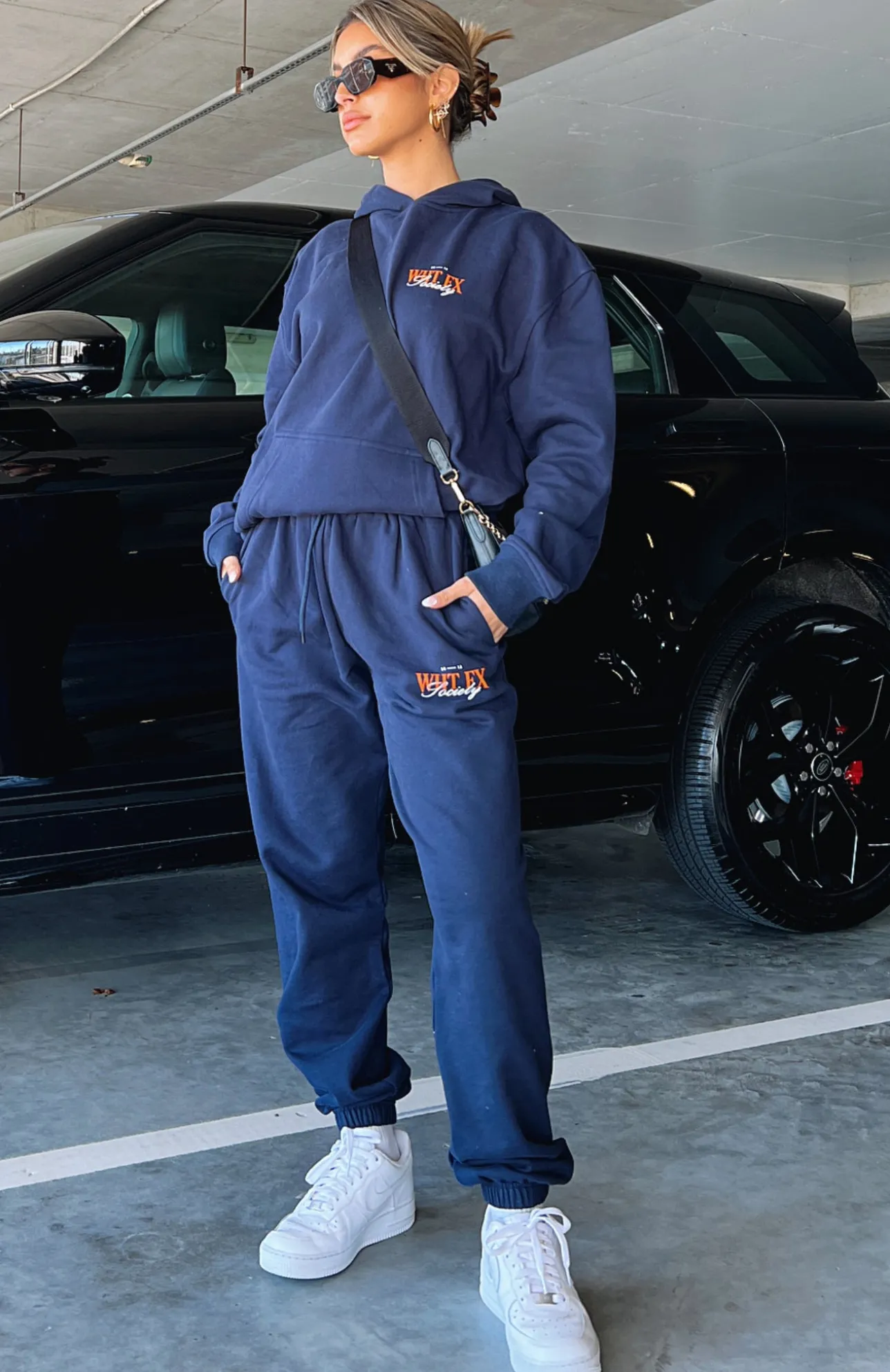 White Fox Boutique Classic Sweatpants Navy blue Flash Sale