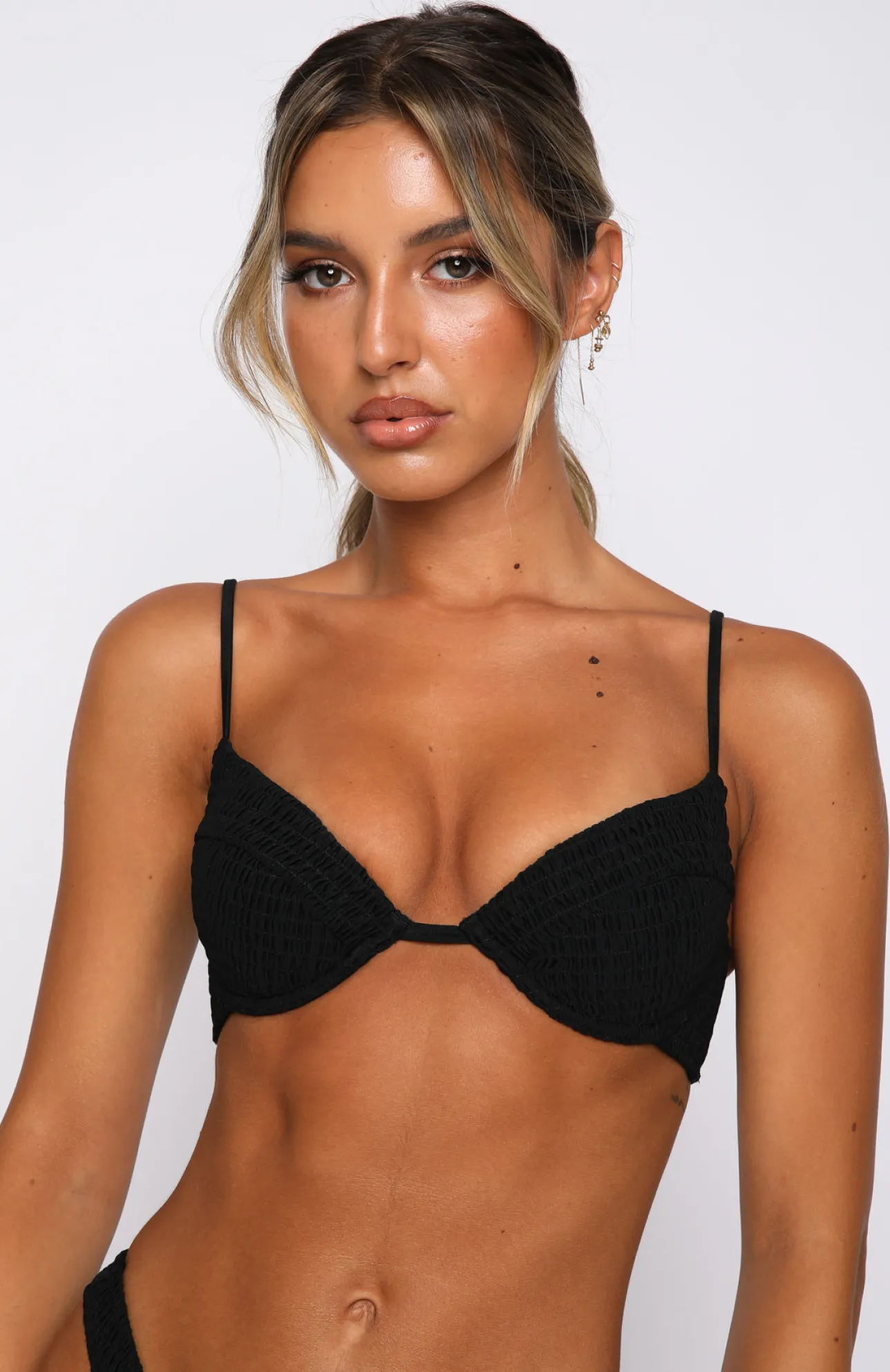 White Fox Boutique Costa Rica Bikini Top Ruched black Best Sale