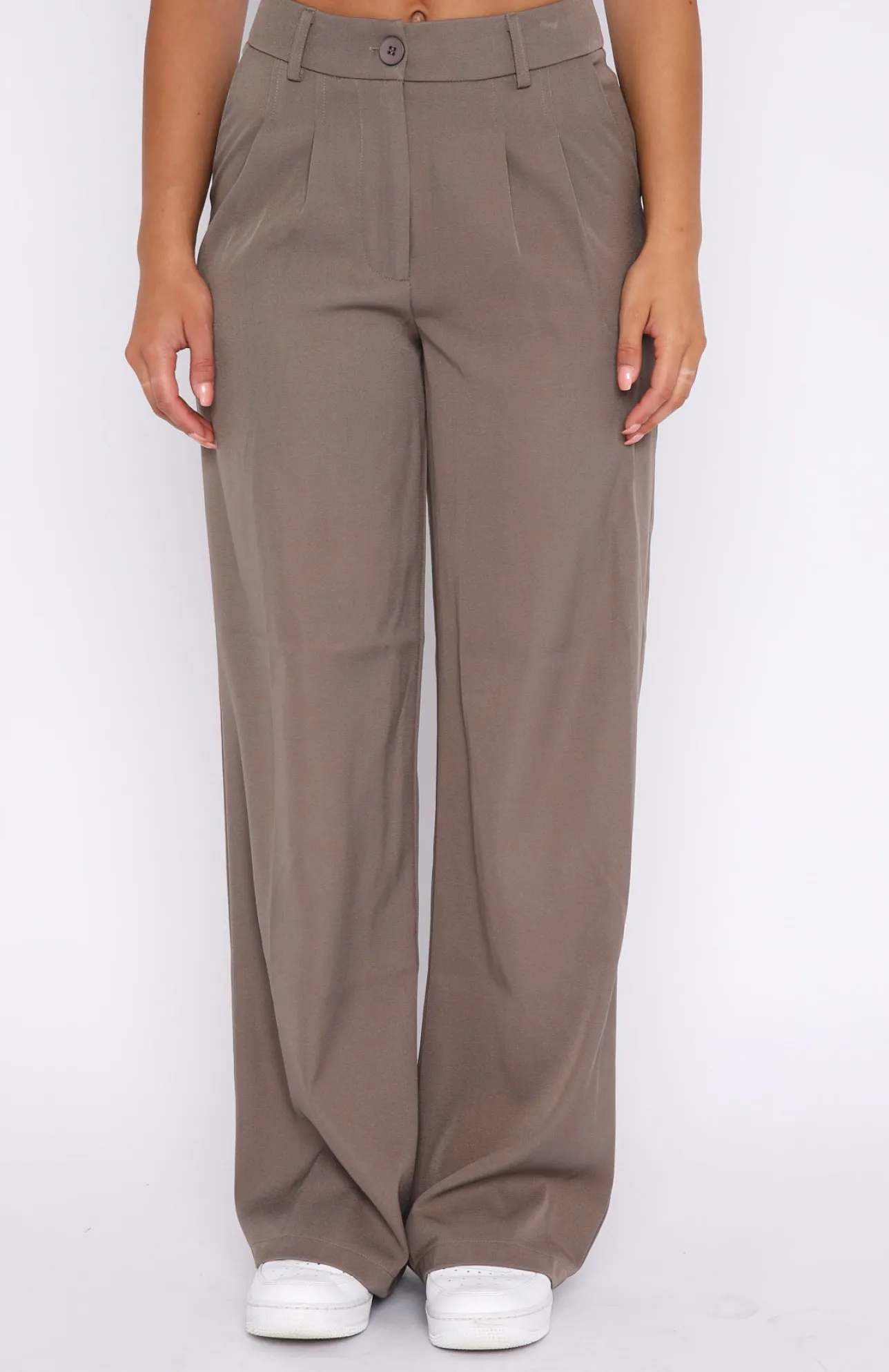 White Fox Boutique First Glimpse Pants Mocha brown Outlet