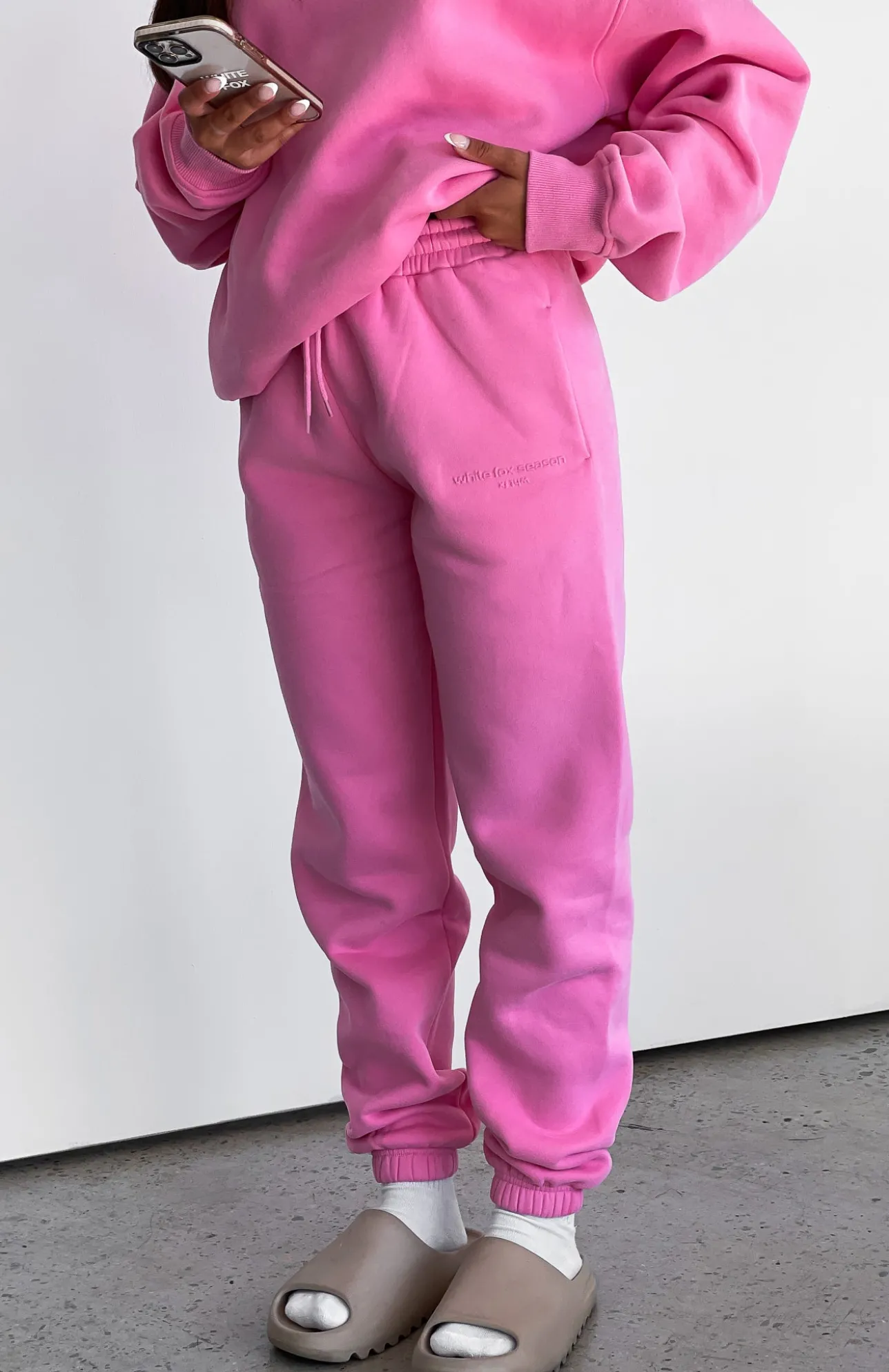 White Fox Boutique Future Forward Sweatpants Candy pink New