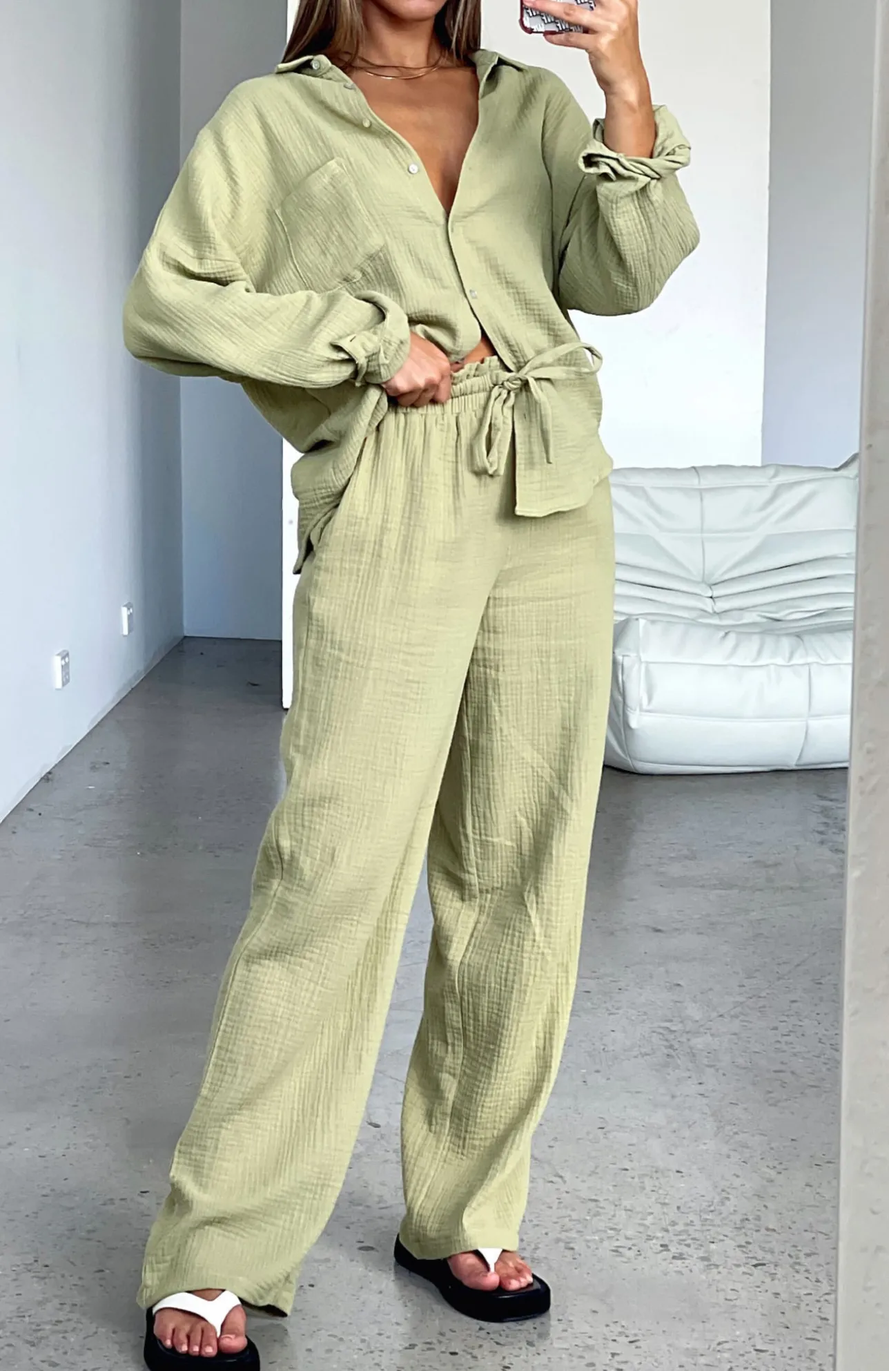 White Fox Boutique Golden Moment Pants Matcha green Cheap
