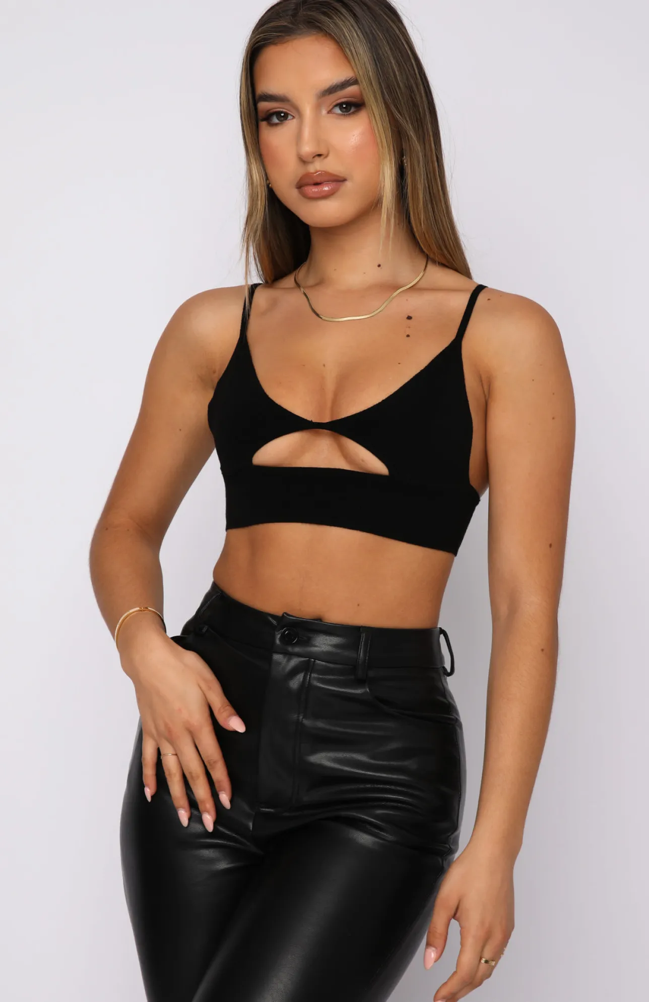 White Fox Boutique Good Behaviour Knit Crop black Hot