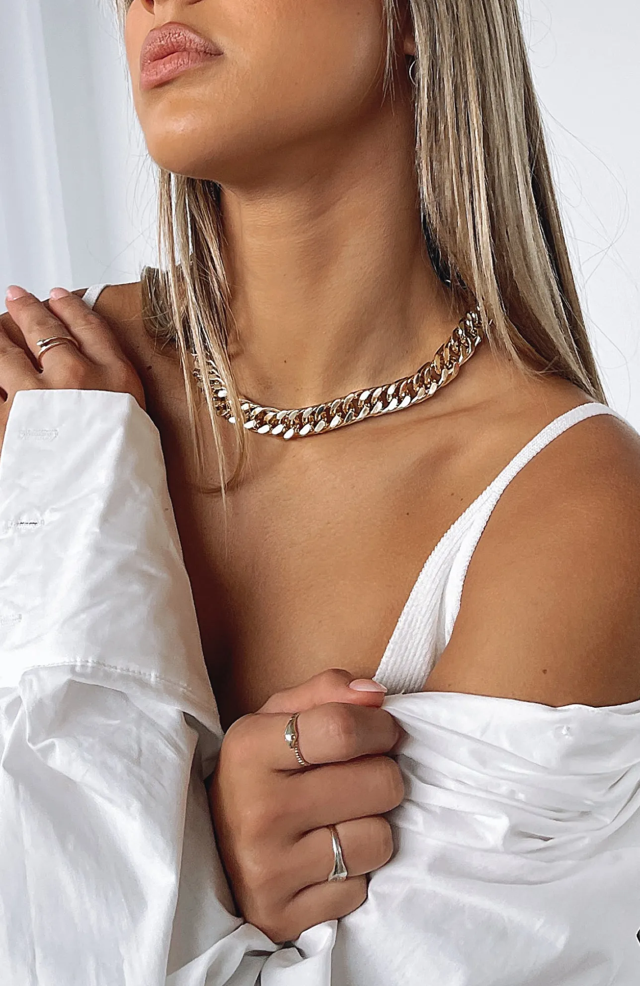 White Fox Boutique Hunter Necklace gold Shop