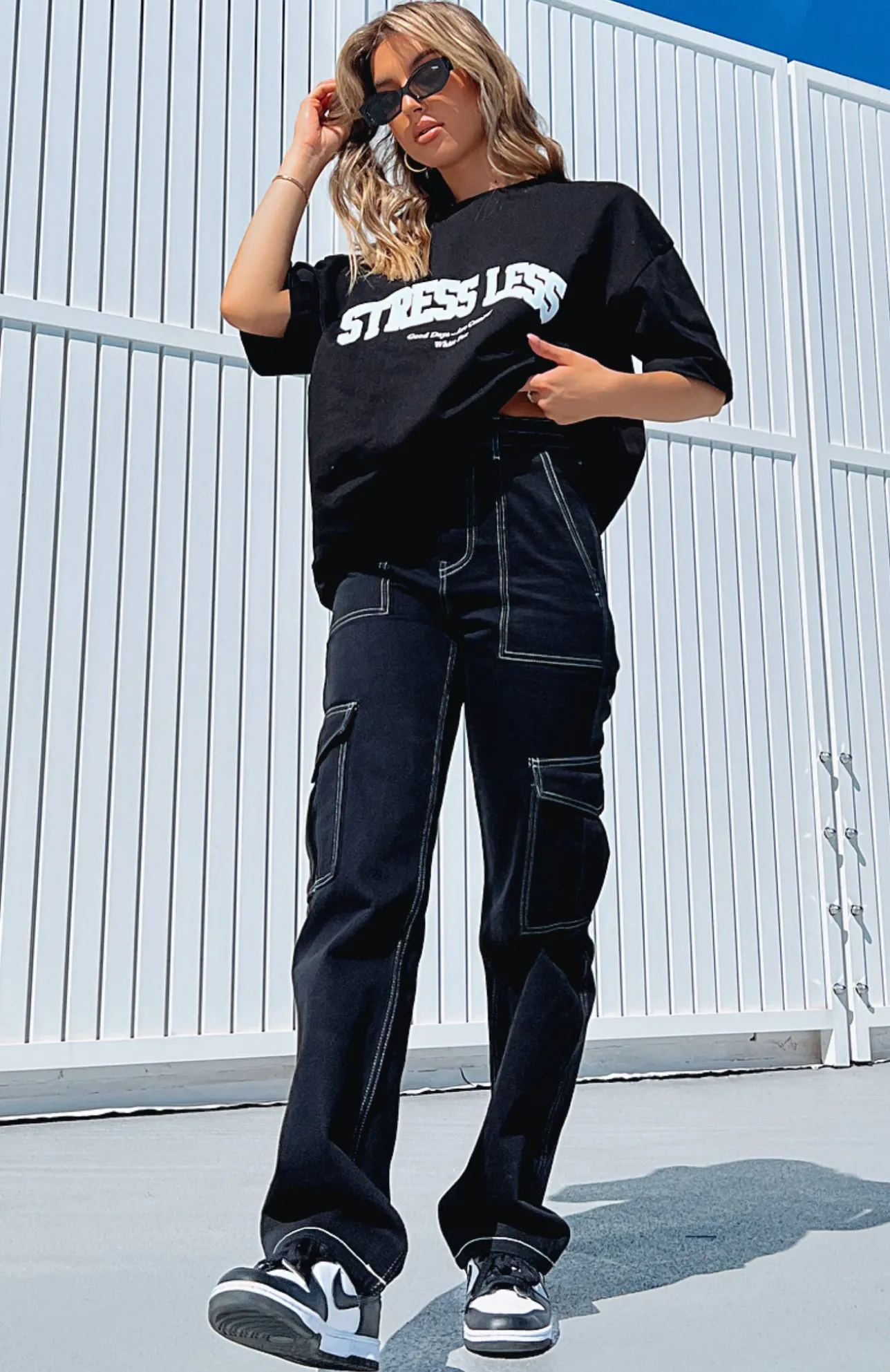 White Fox Boutique Keep On Moving Cargo Pants black New