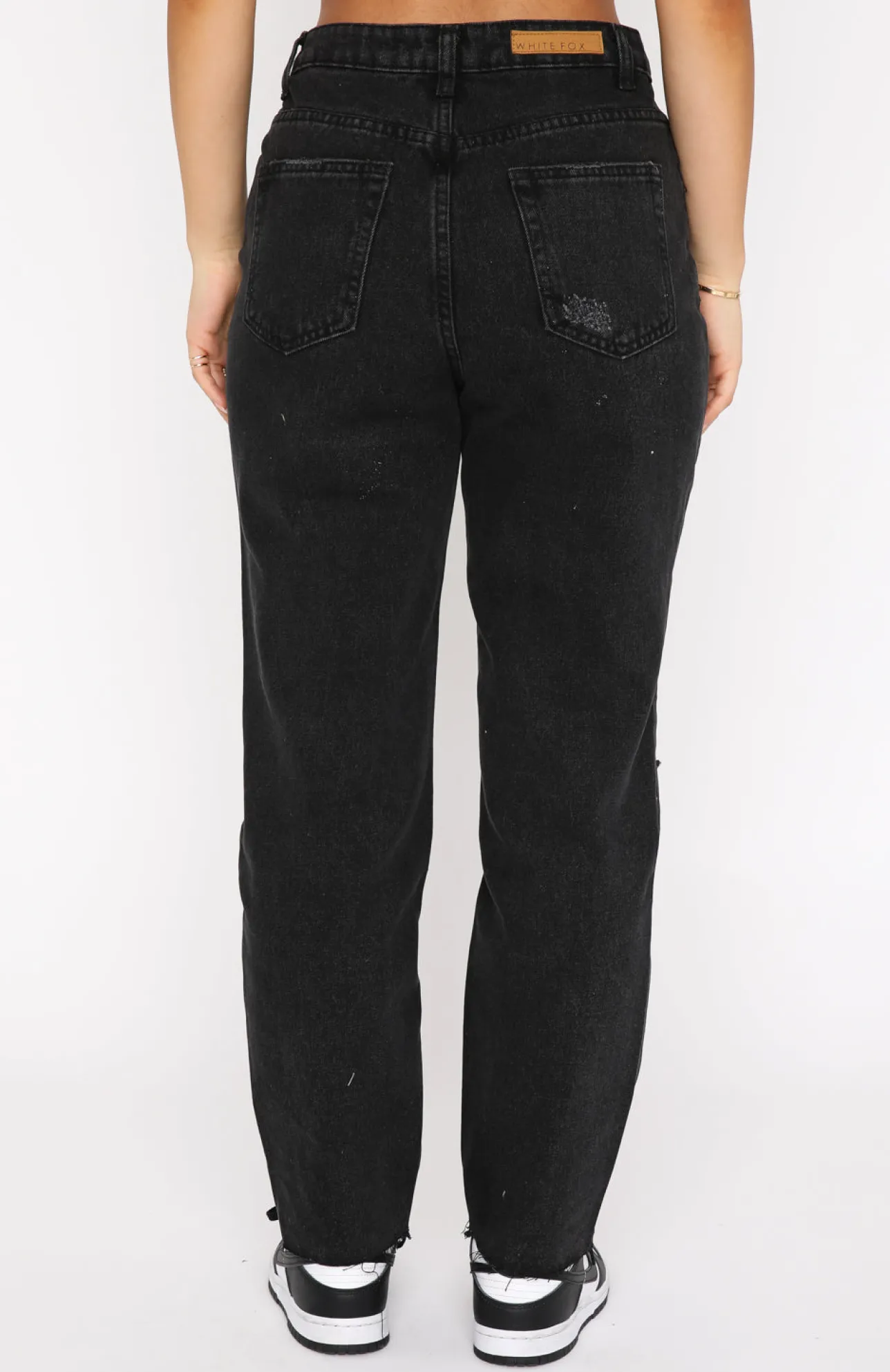 White Fox Boutique Love Stoned Boyfriend Jeans Vintage black New