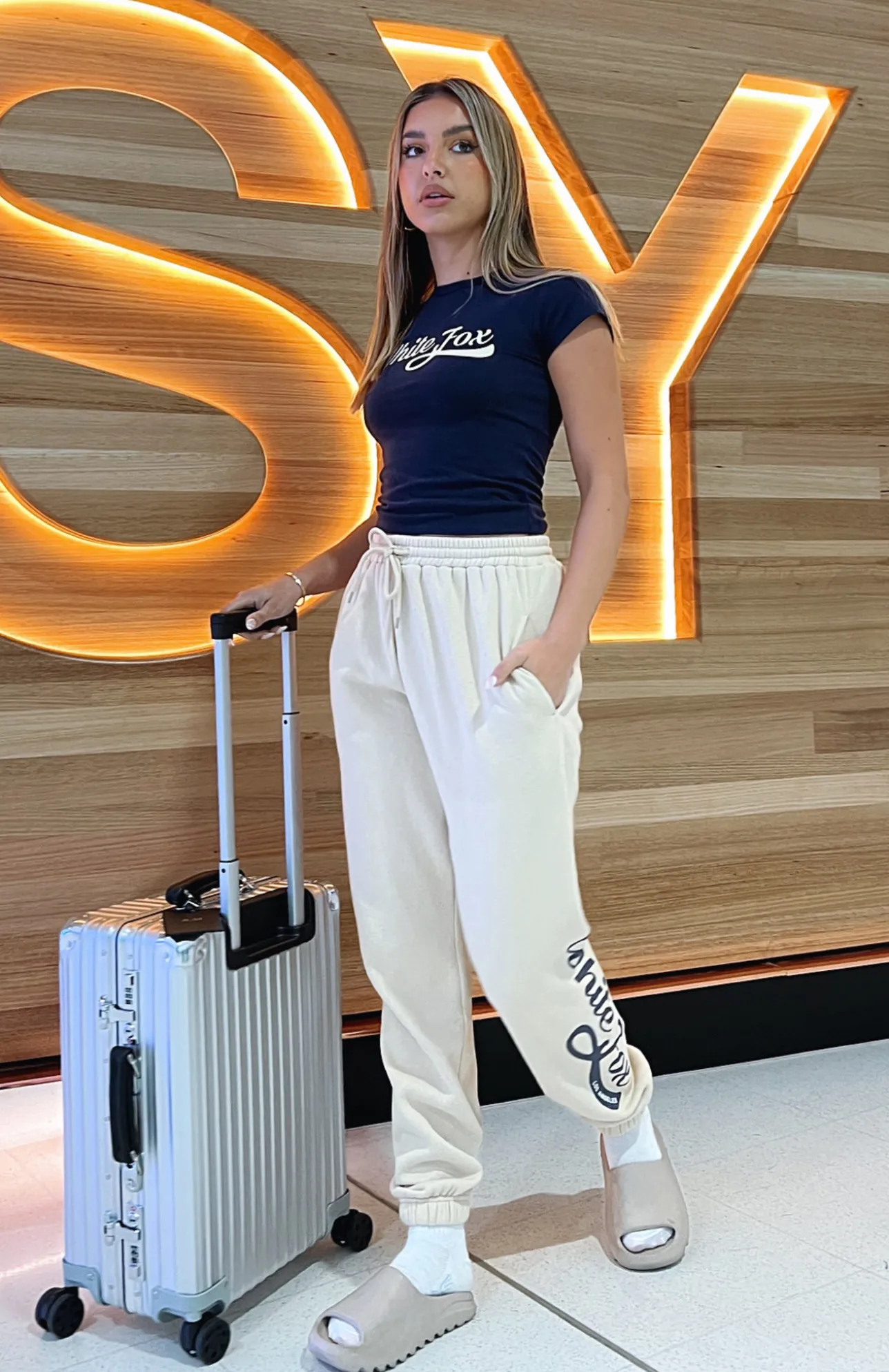 White Fox Boutique Moving Different Sweatpants Sand nude Sale