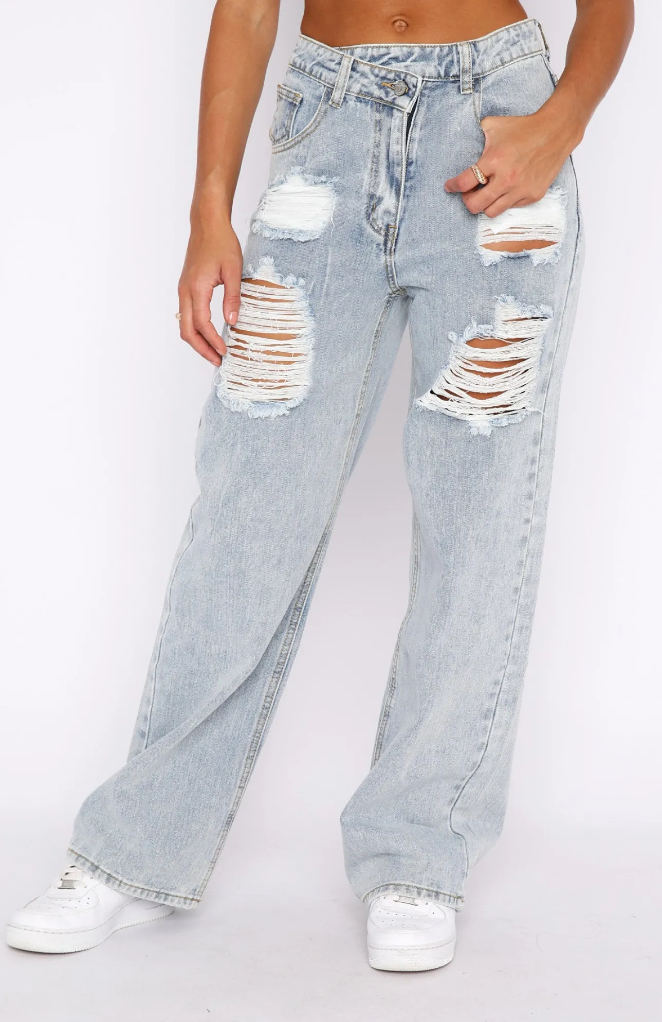 White Fox Boutique New Found Love Jeans Wash blue Fashion