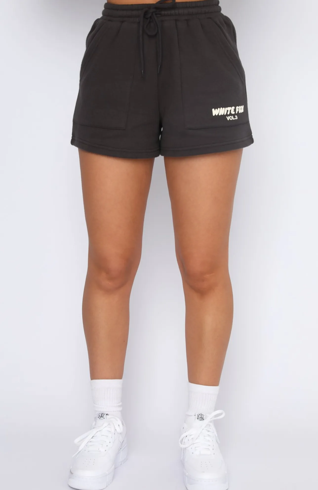 White Fox Boutique Offstage Lounge Shorts Shadow grey Discount