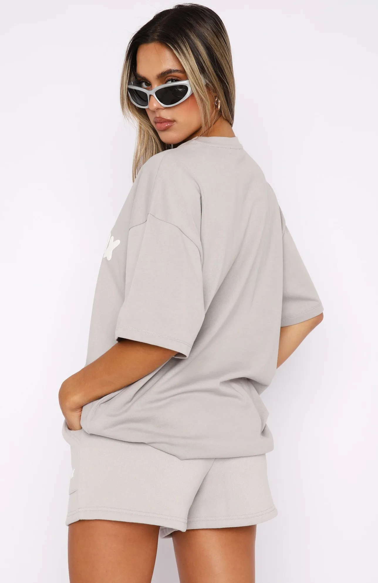 White Fox Boutique Offstage Oversized Tee Moon grey Cheap