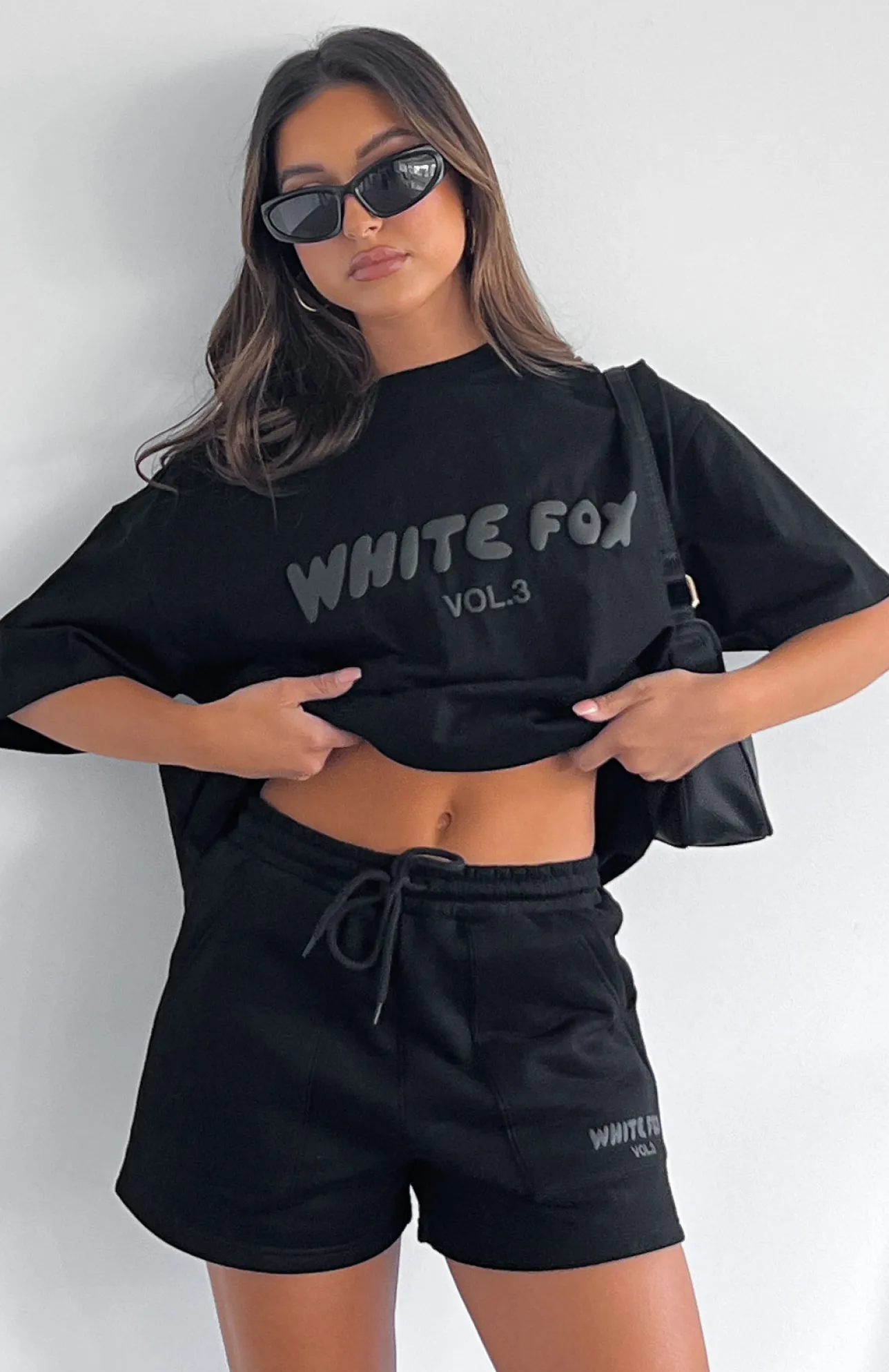 White Fox Boutique Offstage Oversized Tee Onyx black Best Sale
