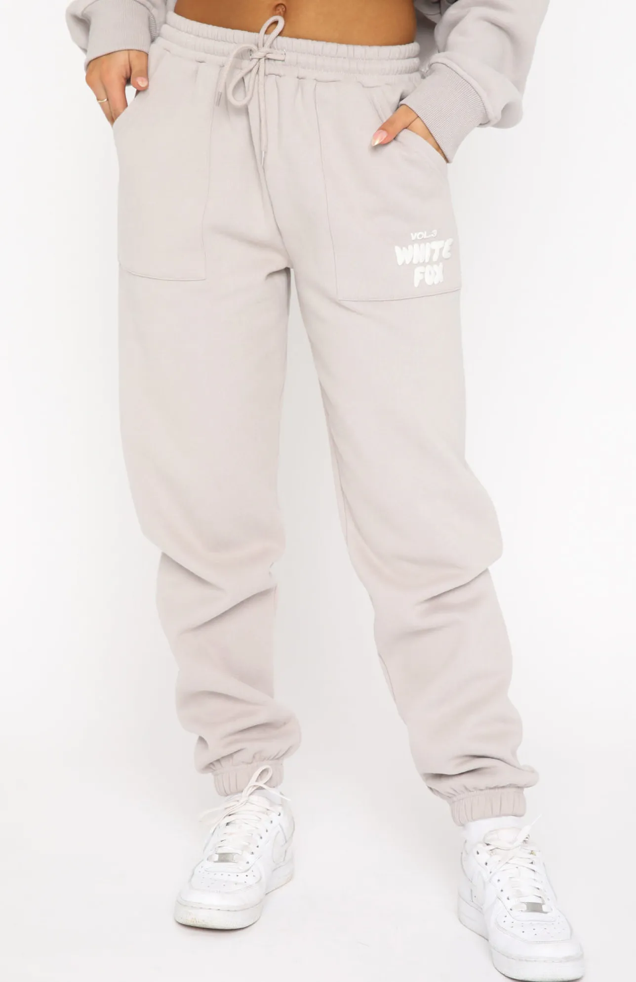 White Fox Boutique Offstage Sweatpants Moon grey New