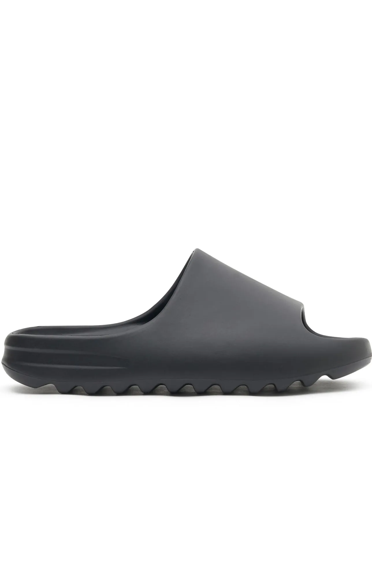 White Fox Boutique On The Edge Slides black Outlet