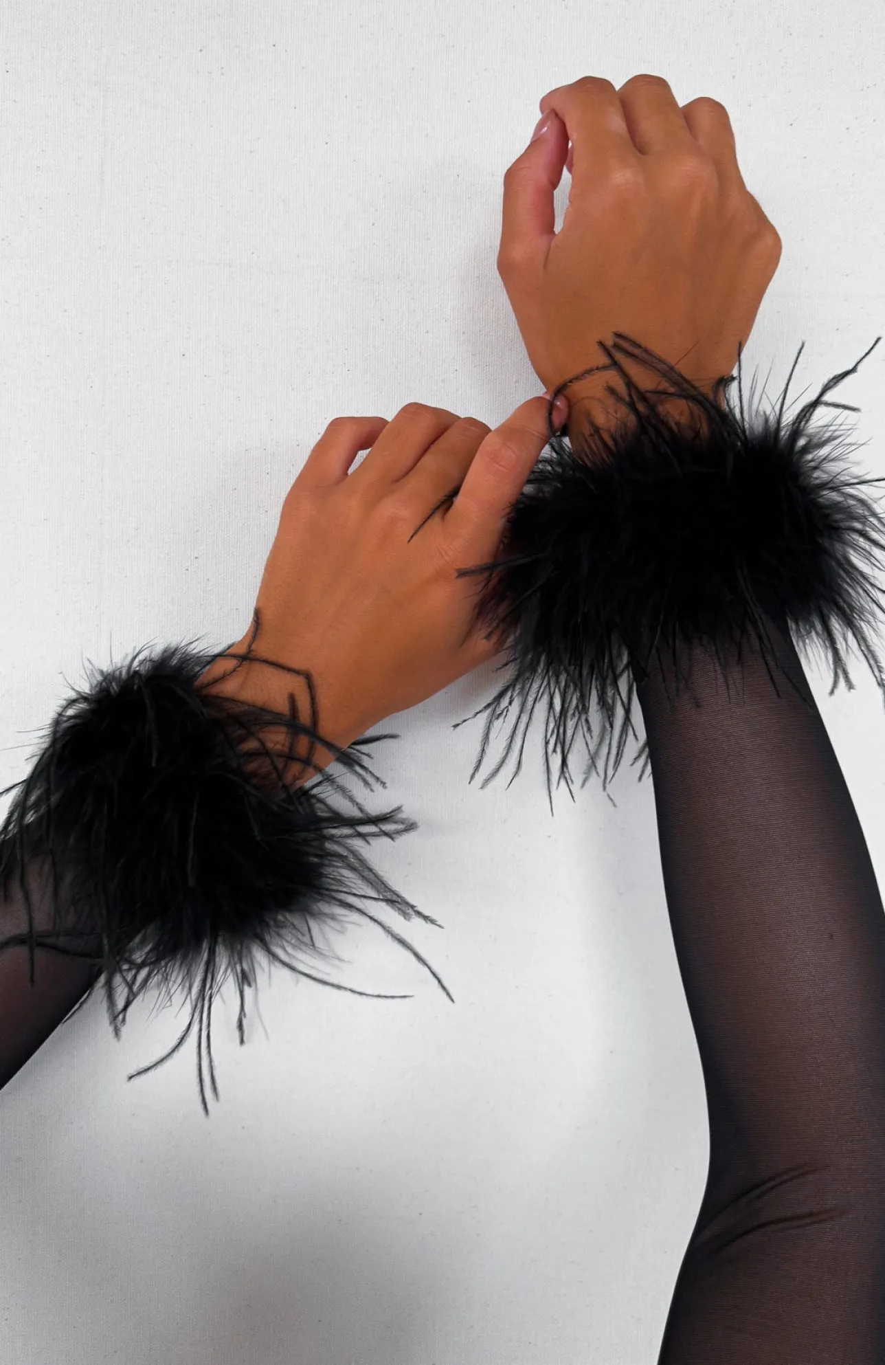 White Fox Boutique Party Of Two Feather Slap Band black Sale
