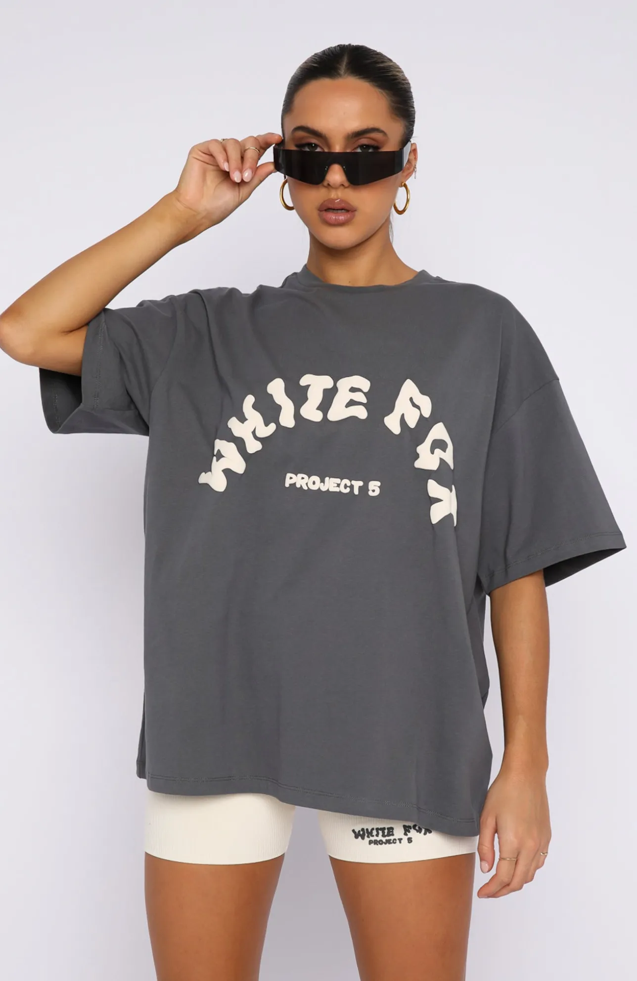 White Fox Boutique Project 5 Oversized Tee Volcanic grey Store