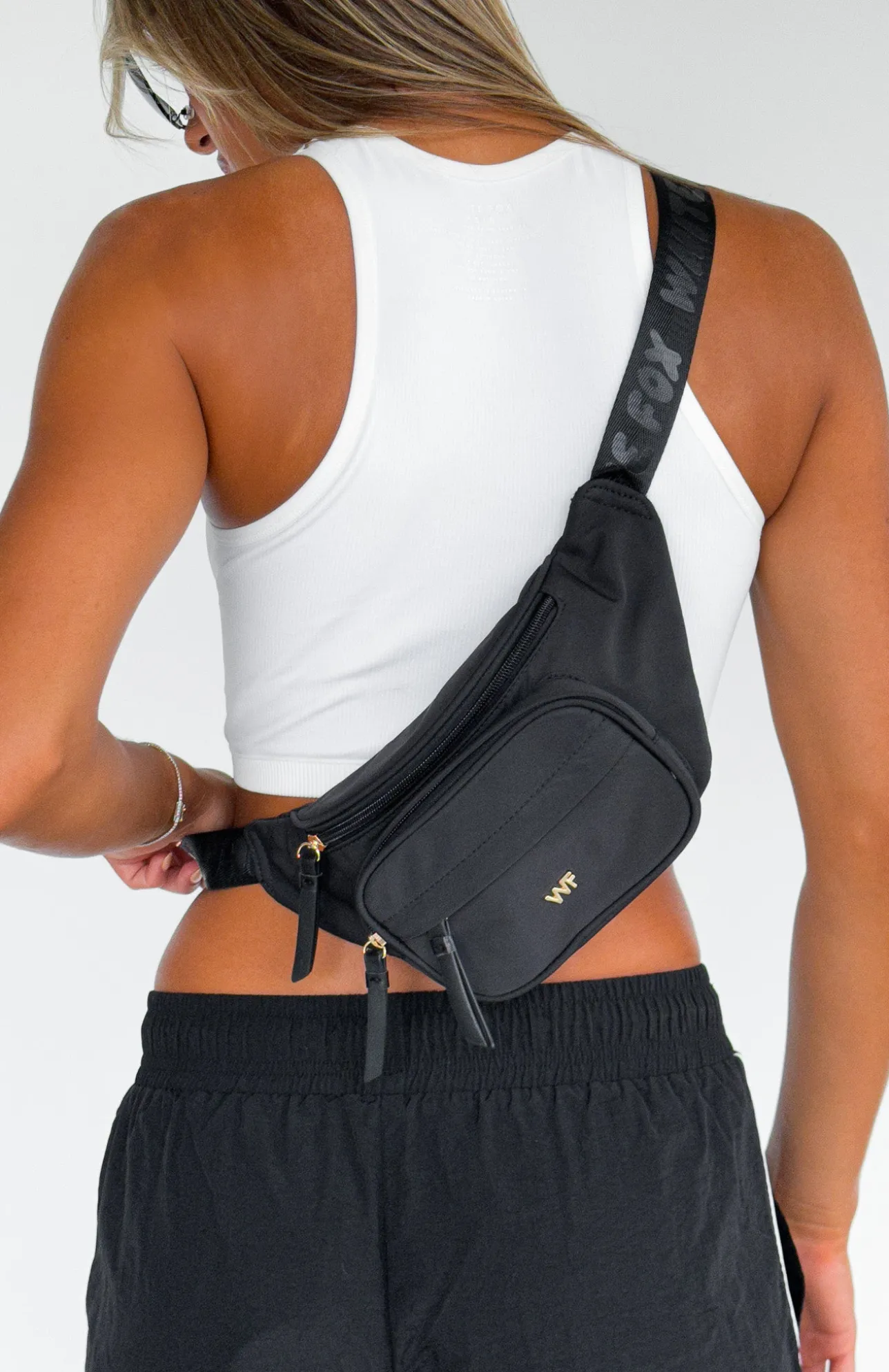 White Fox Boutique Sammy Belt Bag black Best Sale