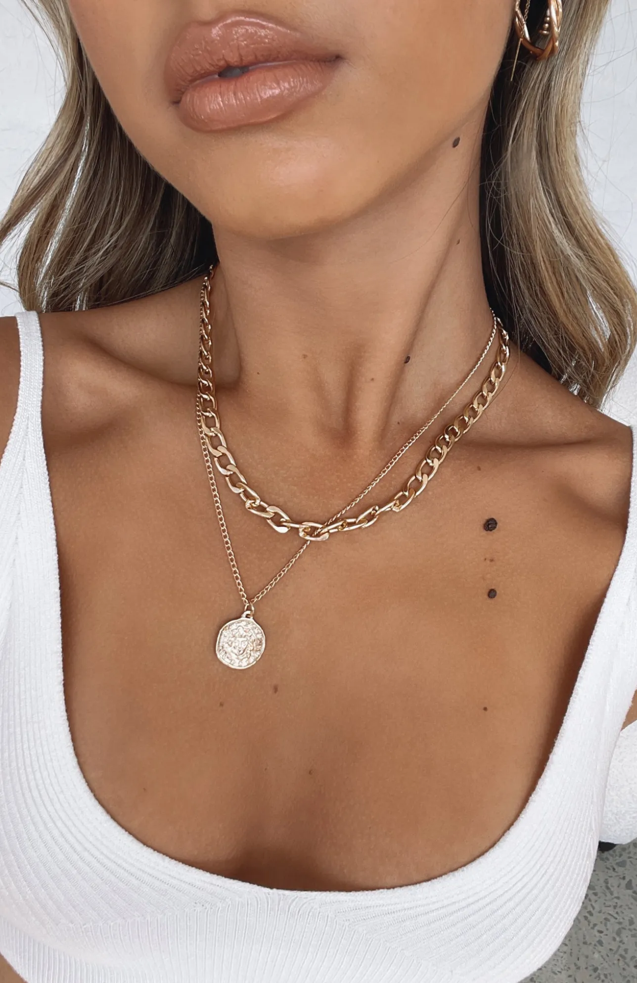 White Fox Boutique Sasha Necklace gold Clearance