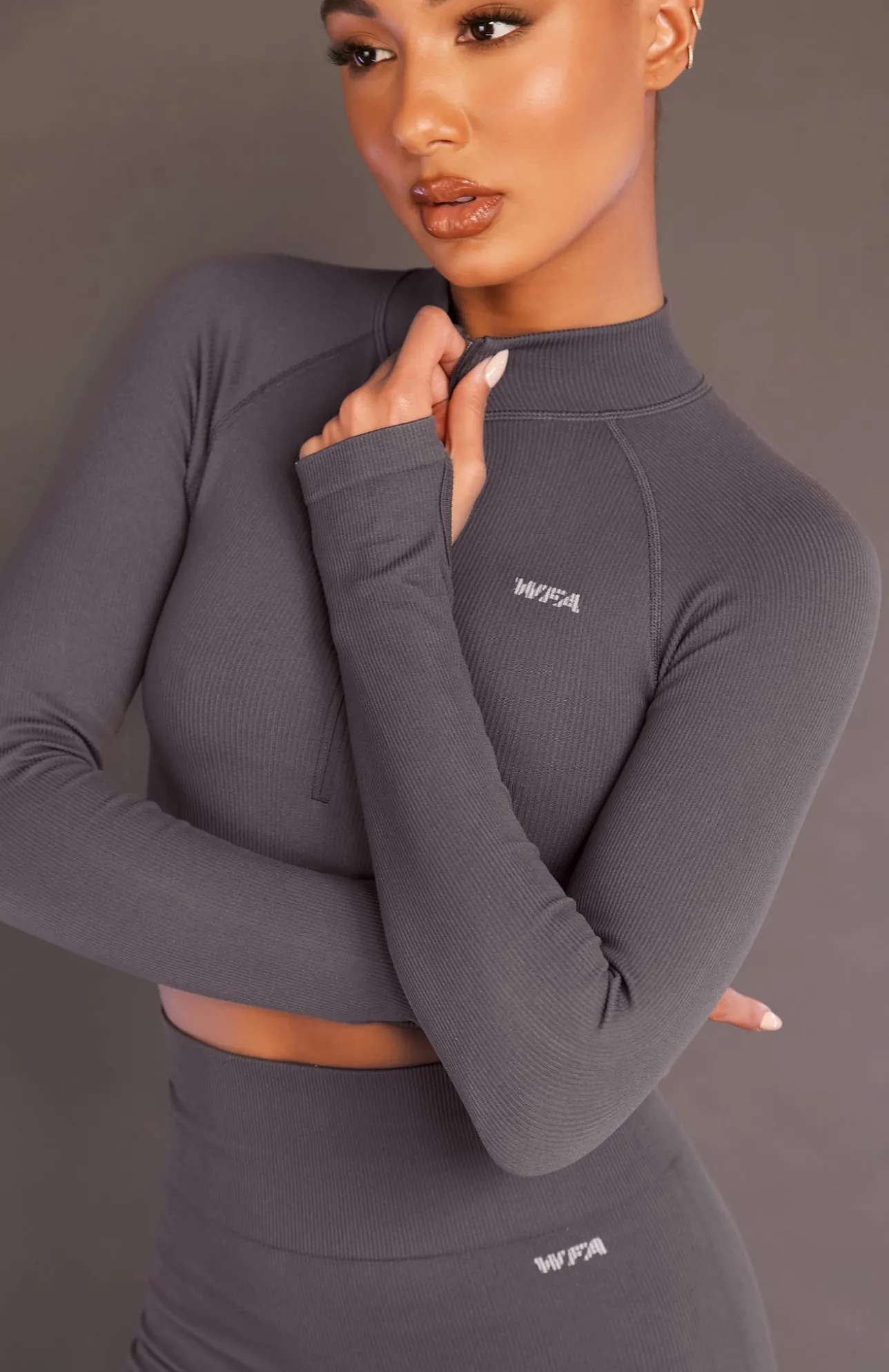 White Fox Boutique Seamless Long Sleeve Sports Crop Shadow grey Outlet