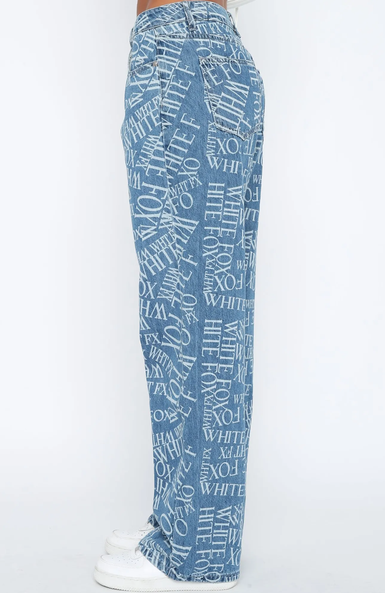 White Fox Boutique Sort Through It Printed Jeans Wash blue Shop