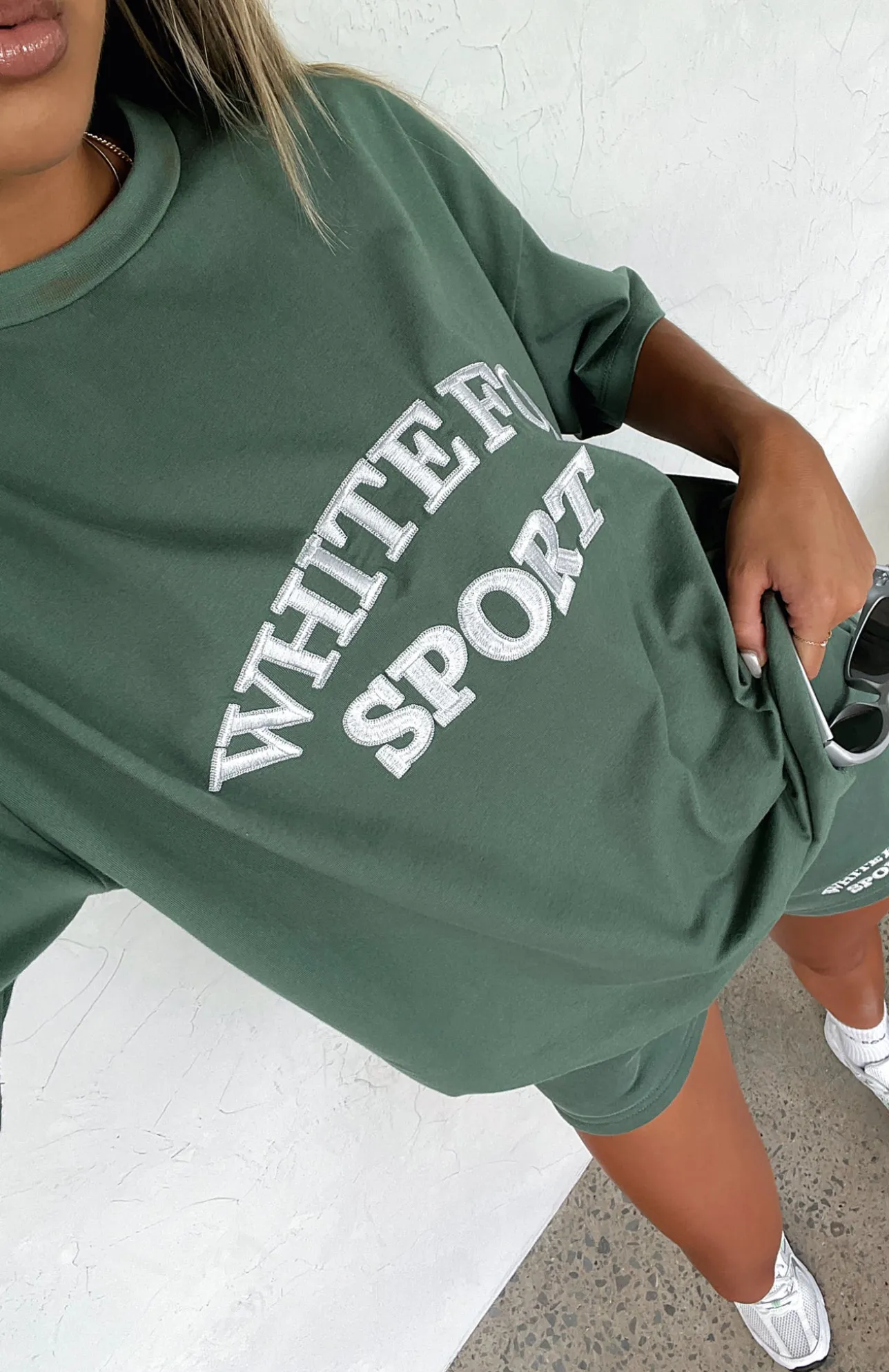 White Fox Boutique Sports Edition Oversized Tee Dusty Olive green Hot