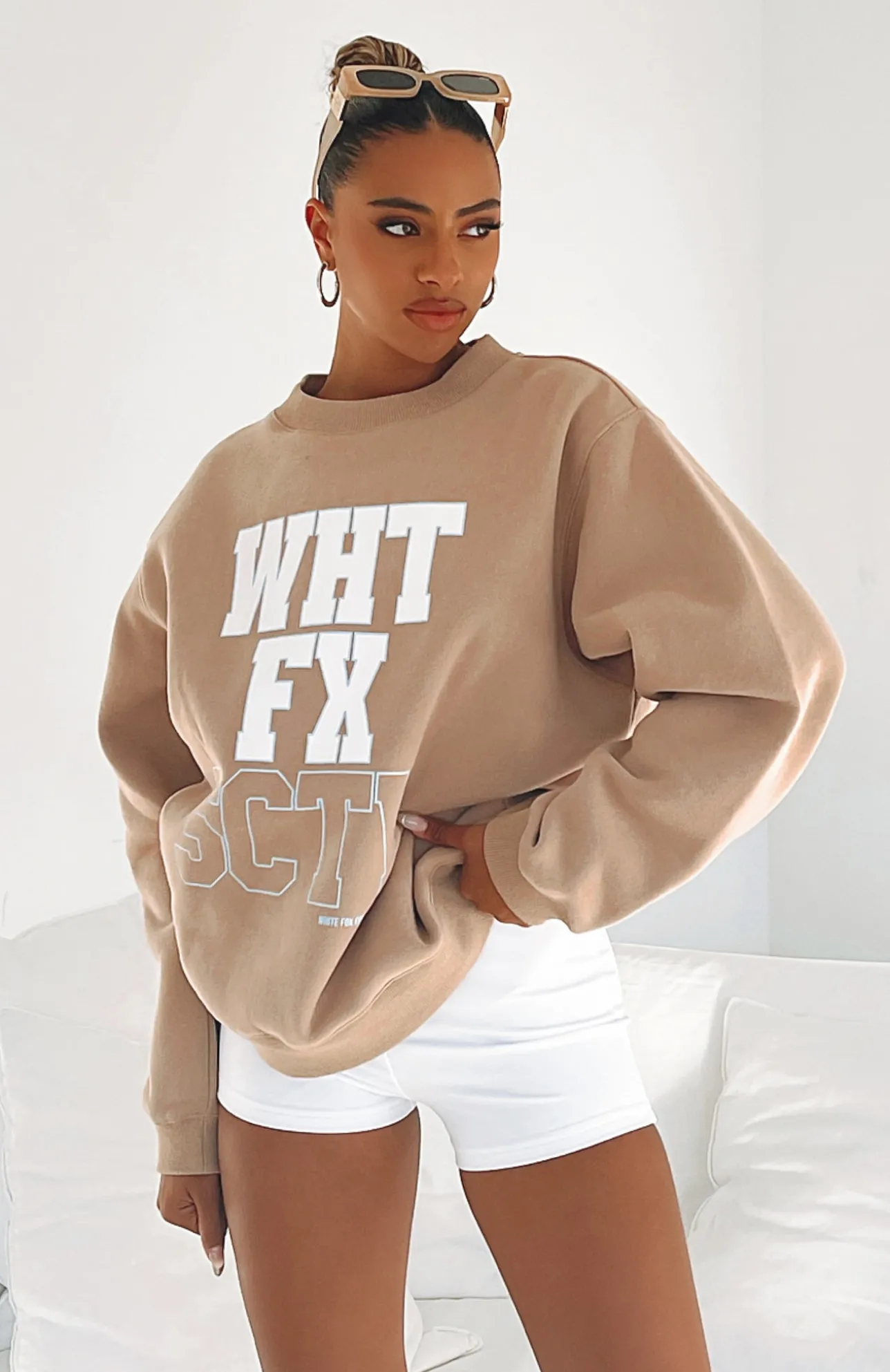White Fox Boutique Strong Style Sweater Sand nude Best