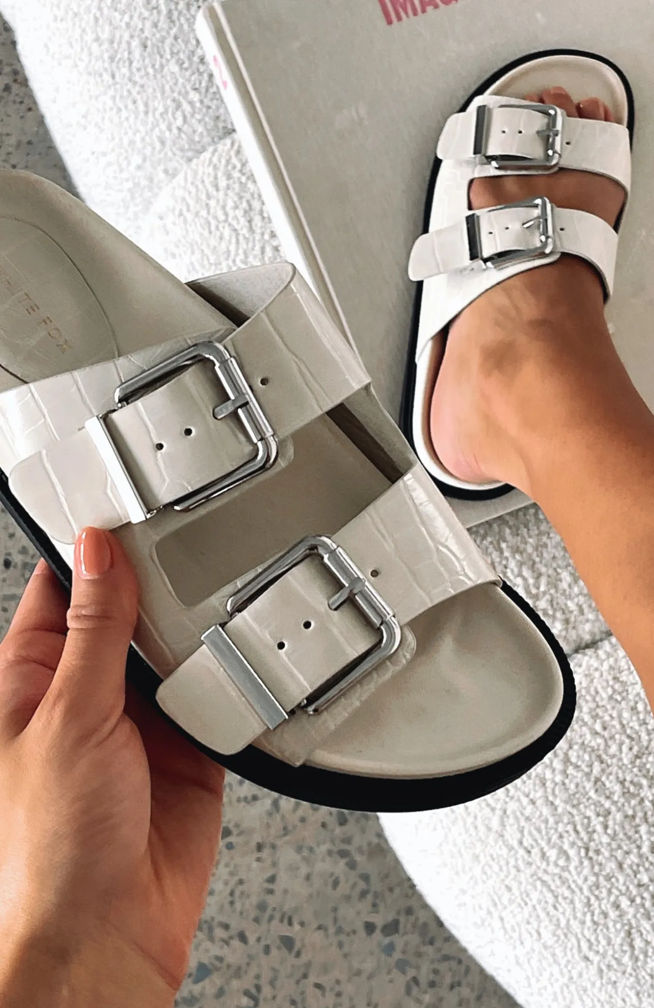 White Fox Boutique Tash Slides Bone Croc white New