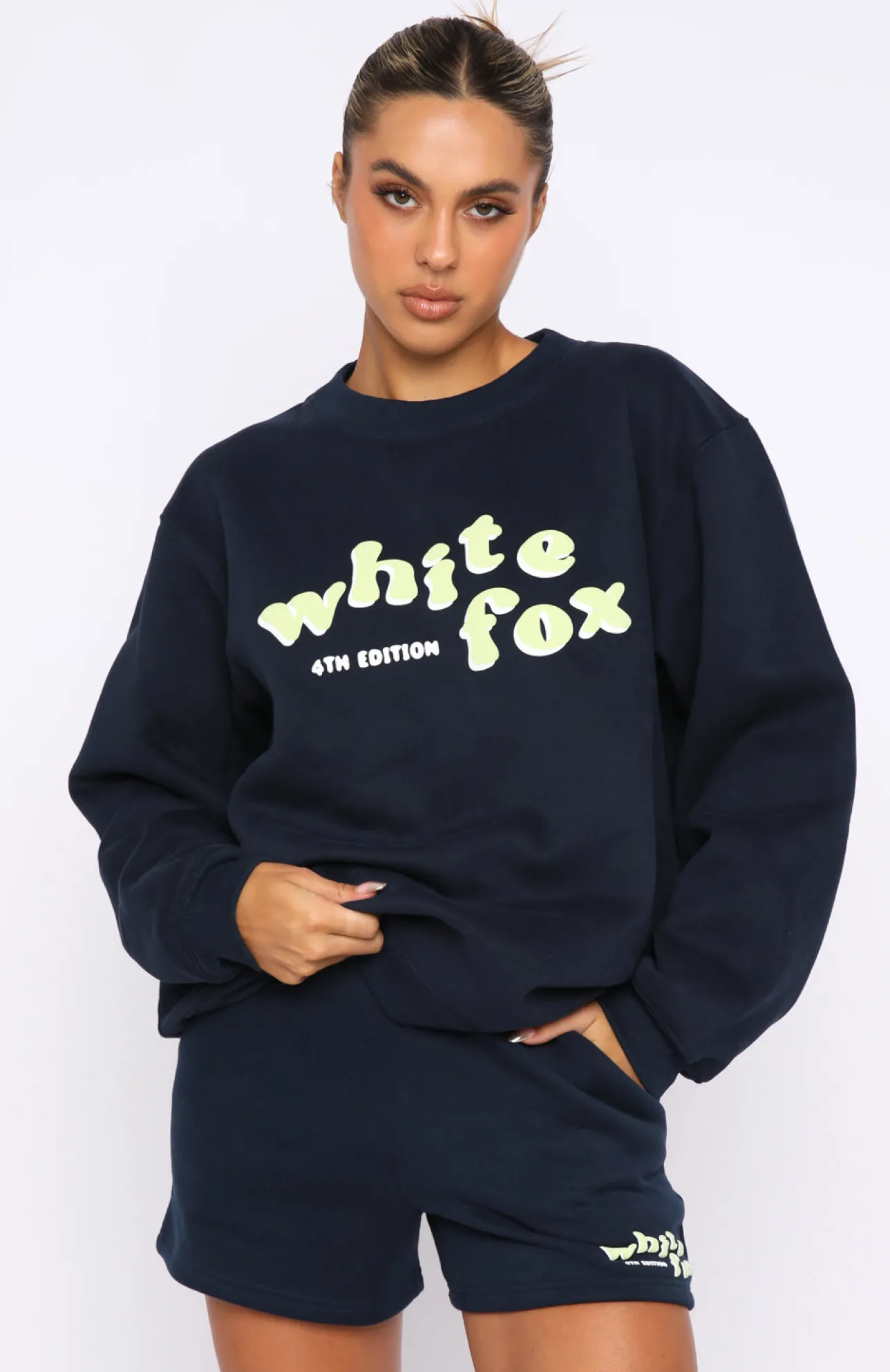 White Fox Boutique 4th Edition Oversized Sweater Midnight blue Cheap
