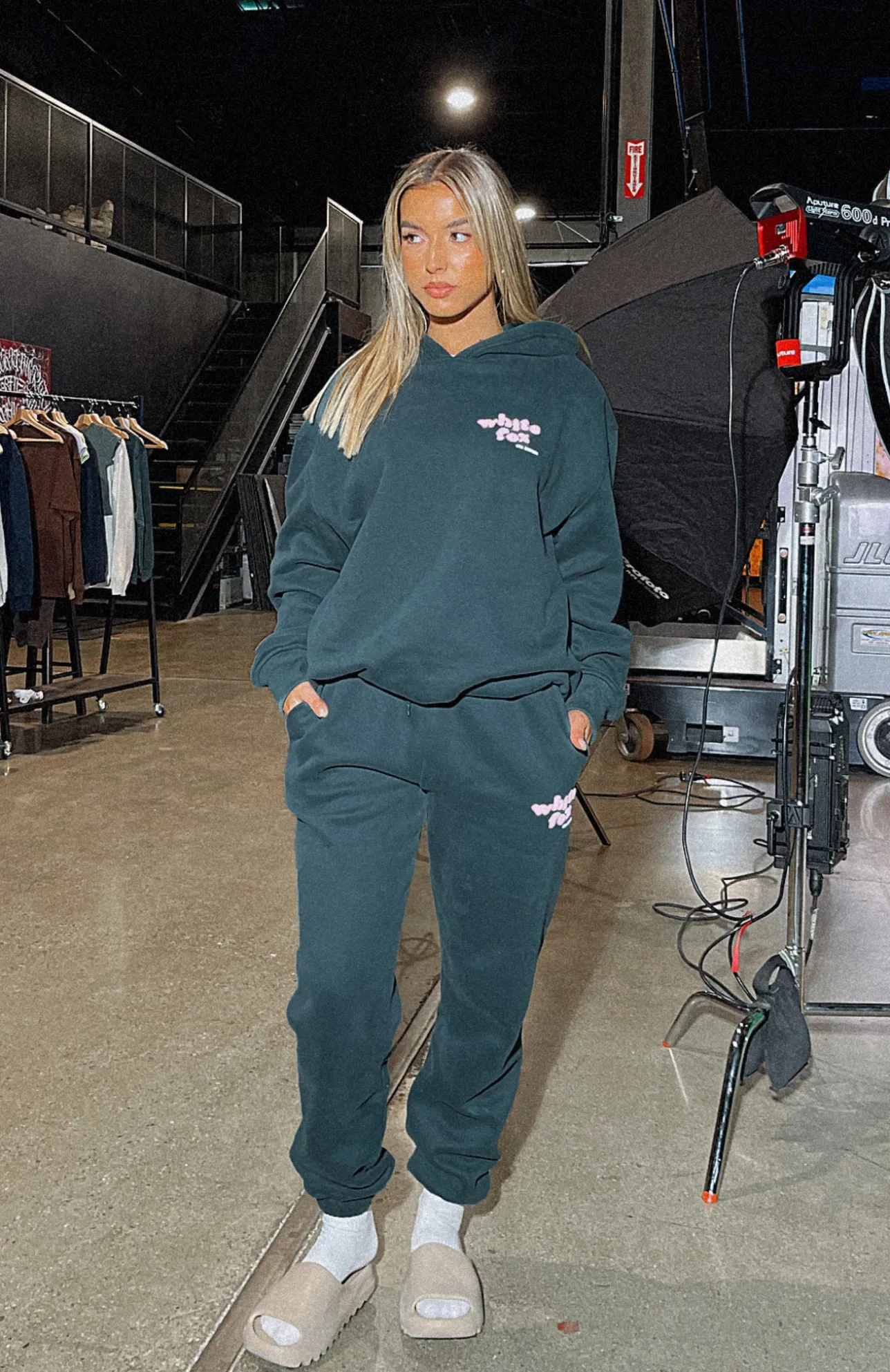White Fox Boutique 4th Edition Sweatpants Clover green New