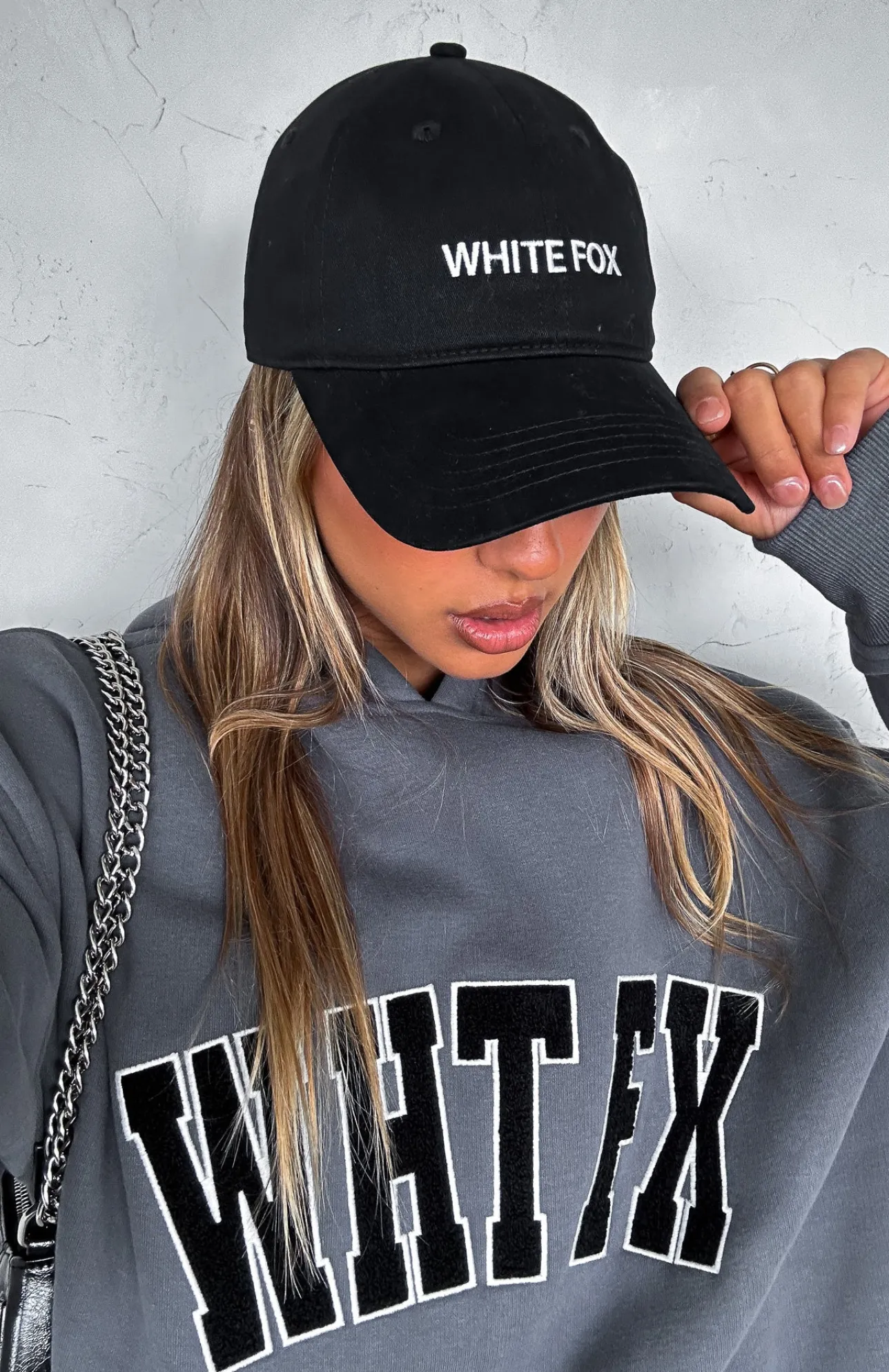 White Fox Boutique Time To Travel Cap black Cheap