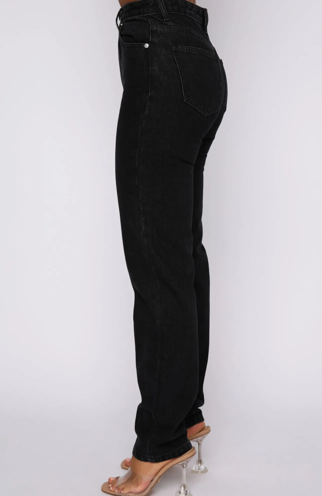 White Fox Boutique Who's That Girl Straight Leg Denim Jeans Vintage black Outlet